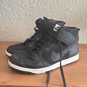 Nike Black High-Top Men's Shoes